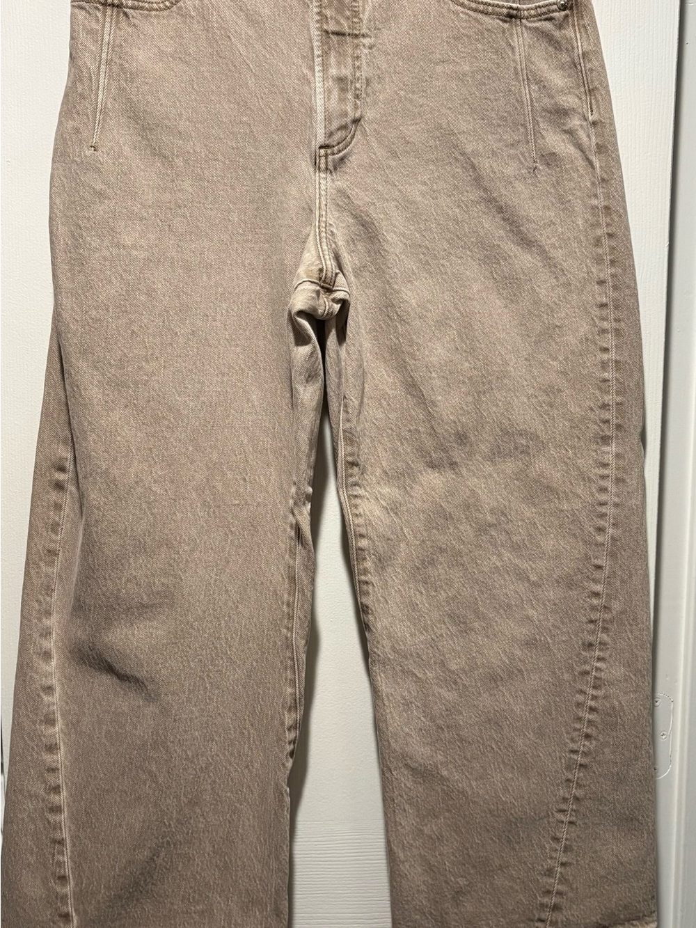 pistola Women's Barrel leg Jeans in Khaki, size 30, inseam 26”